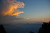 Spettacolare alba al Monte Linzone sabato 17 luglio 2010 - FOTOGALLERY